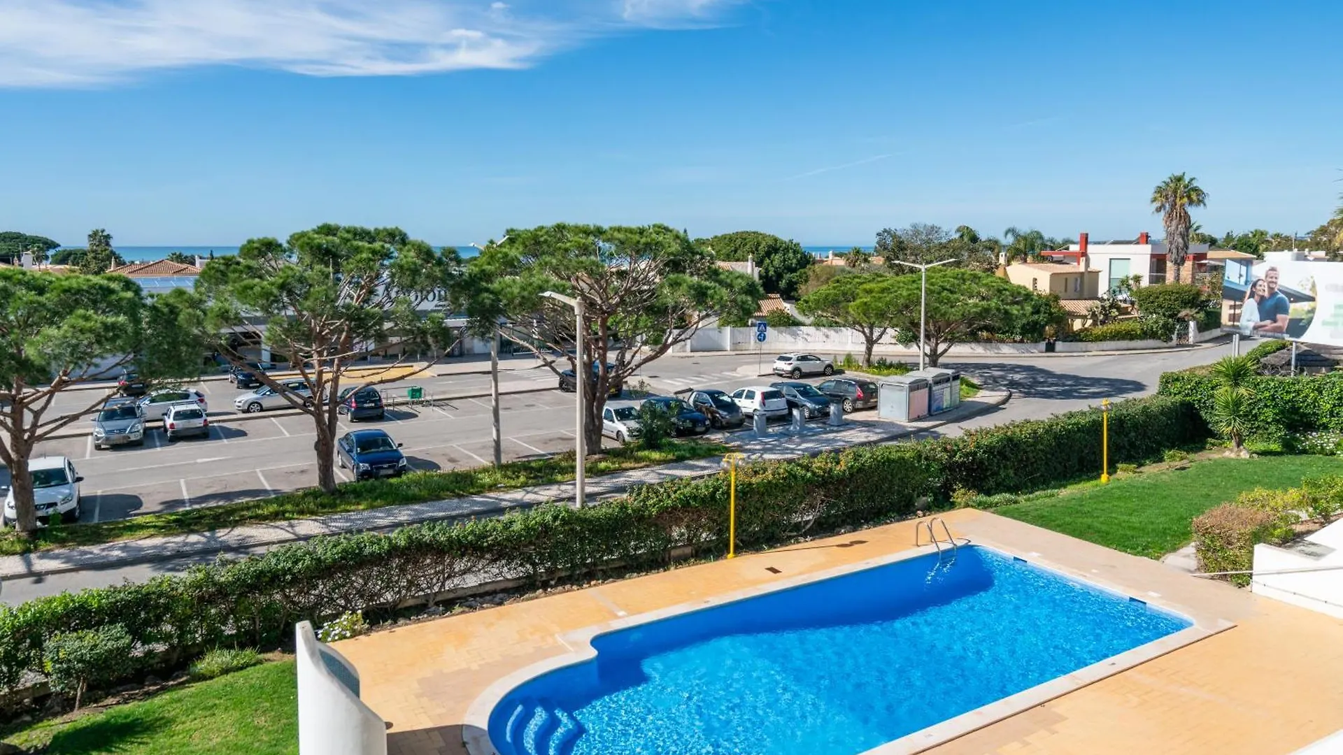 Albufeira Beach Apartment Guia