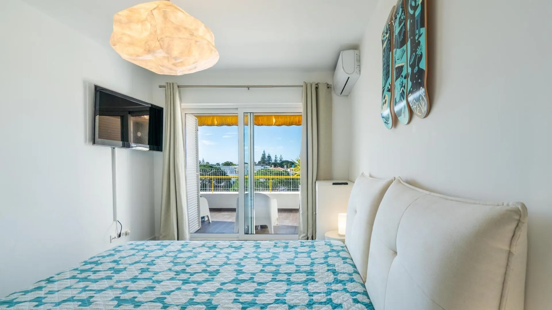 Albufeira Beach Apartment Guia
