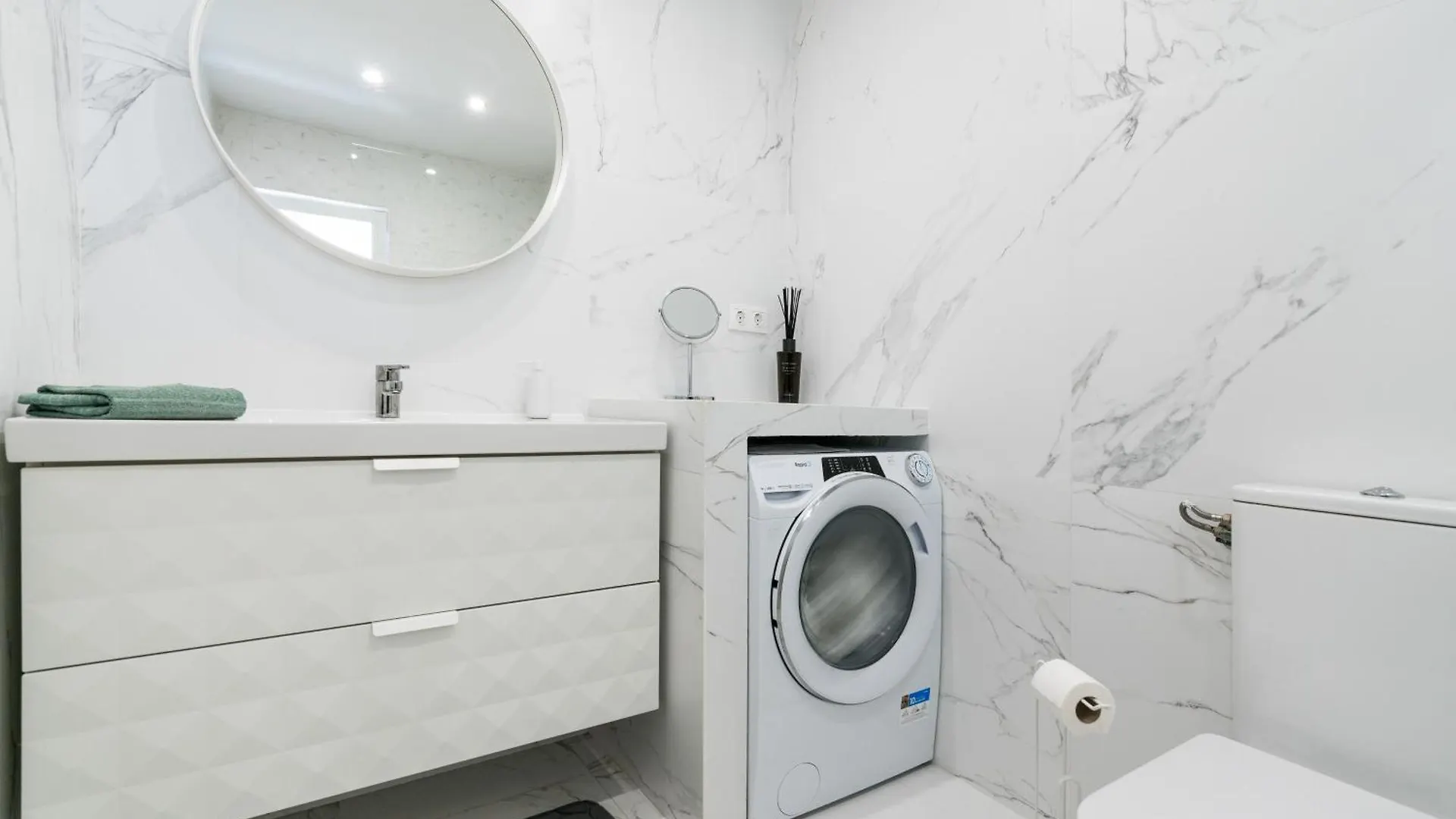 Albufeira Beach Apartment Guia