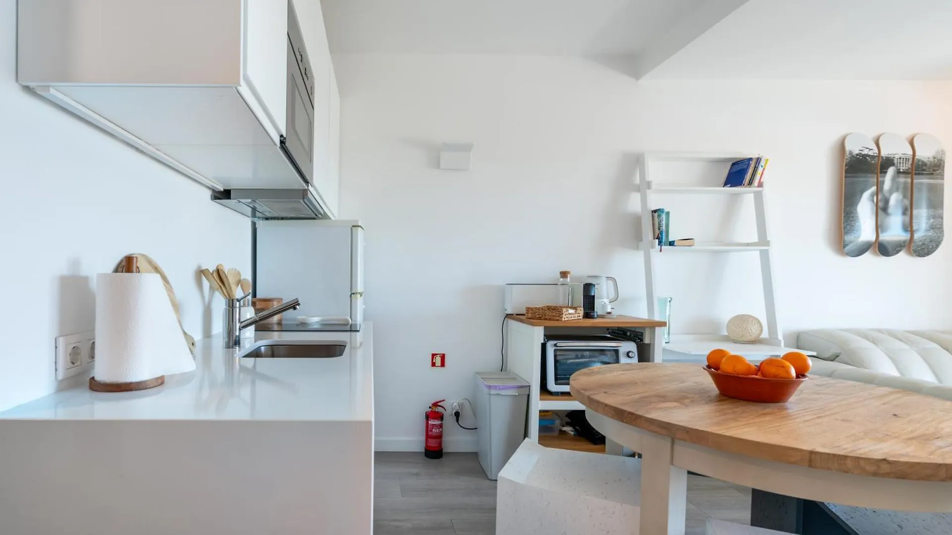 Albufeira Beach Apartment Guia